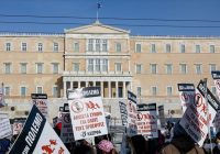 Ολοκληρώθηκε το αντιπολεμικό συλλαλητήριο στο κέντρο της Αθήνας